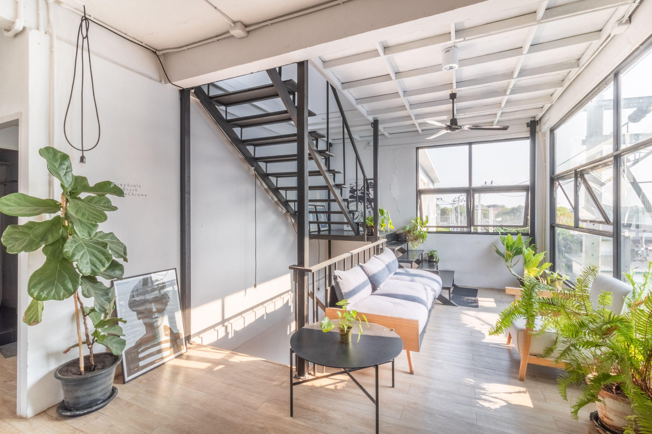 Beige Poshtels + Netflix Vandrarhem Bangkok Exteriör bild